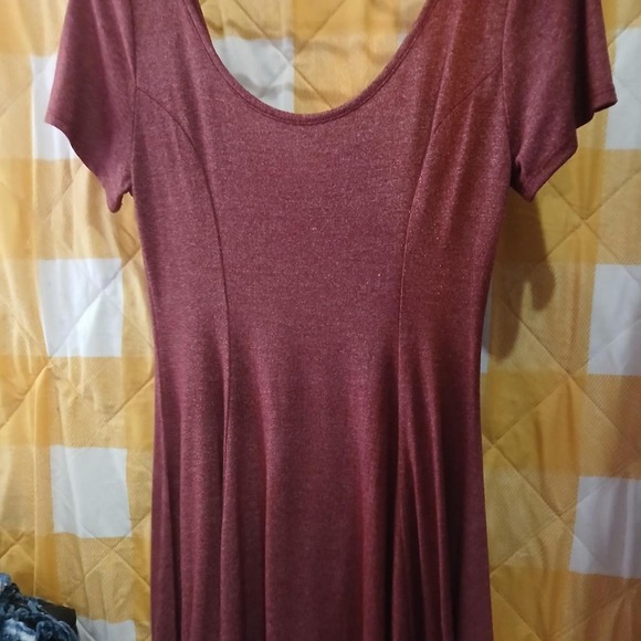 Acemi Dresses & Skirts - Burgundy Bodycon Dress Scoop Neck Short Sleeved
